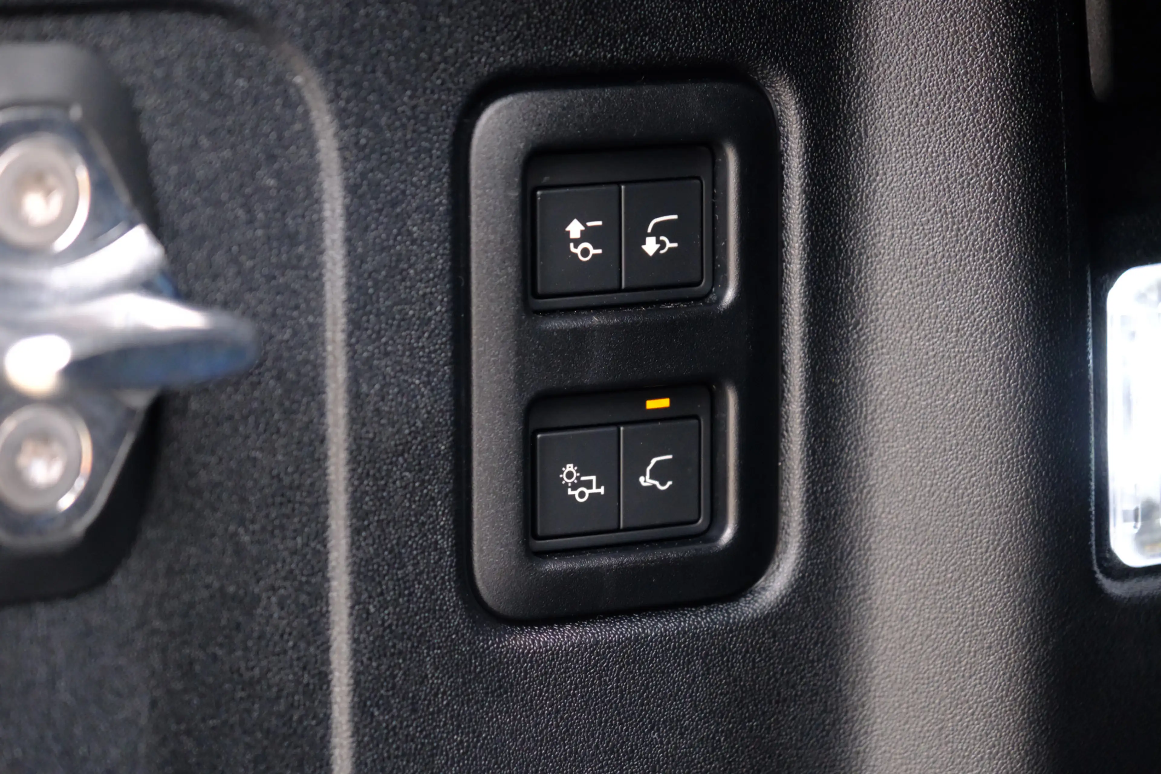 Land Rover Defender 110 2.0 P300e 110 X-Dynamic HSE | Elec Trekhaak | — photo 20