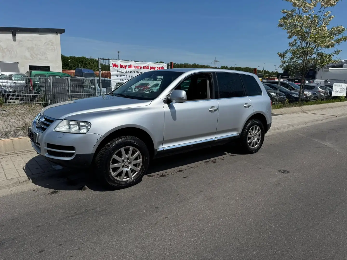 Volkswagen Touareg R5 TDI Silber - 2