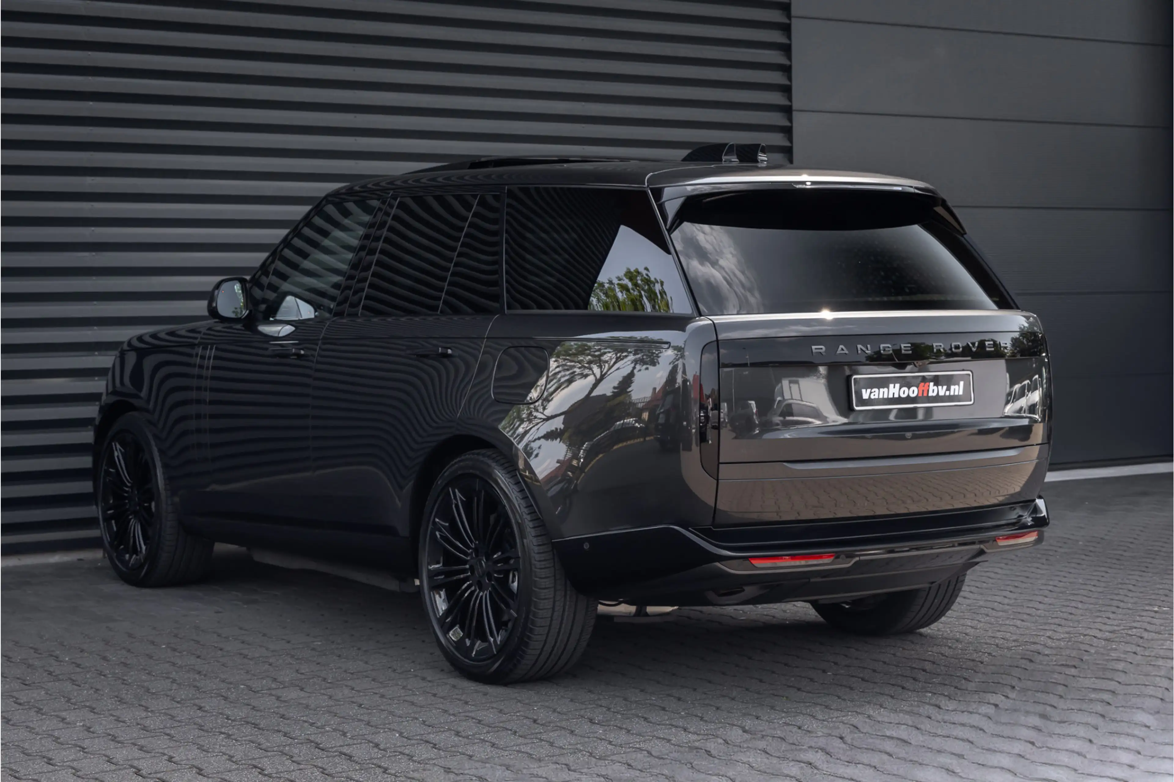 Land Rover Range Rover 3.0 P550e HSE PHEV — photo 5