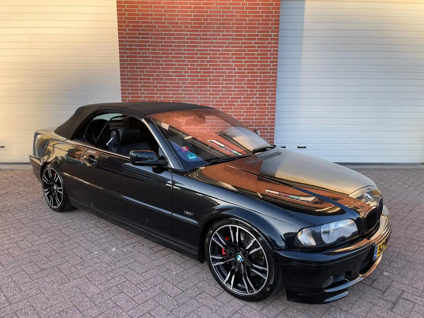 BMW 330 Ci Executive M Pakket Handgeschakeld Xenon Zwart - 2