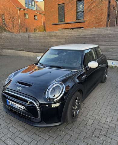MINI Cooper SE Cooper SE Essential Trim