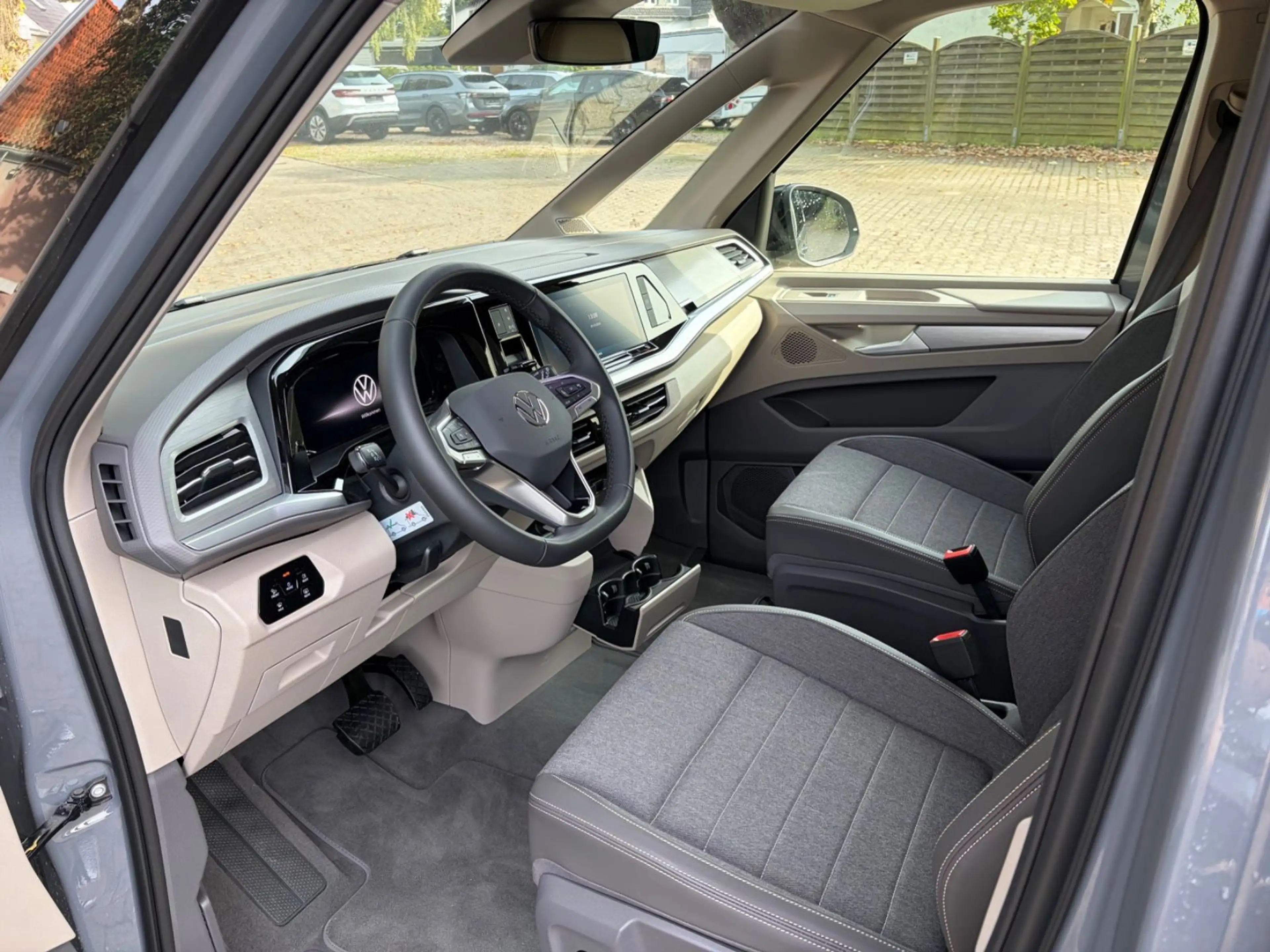 Volkswagen T7 California 1,5 TSI eHybrid 4 M. IQ AHK Ocean — photo 10