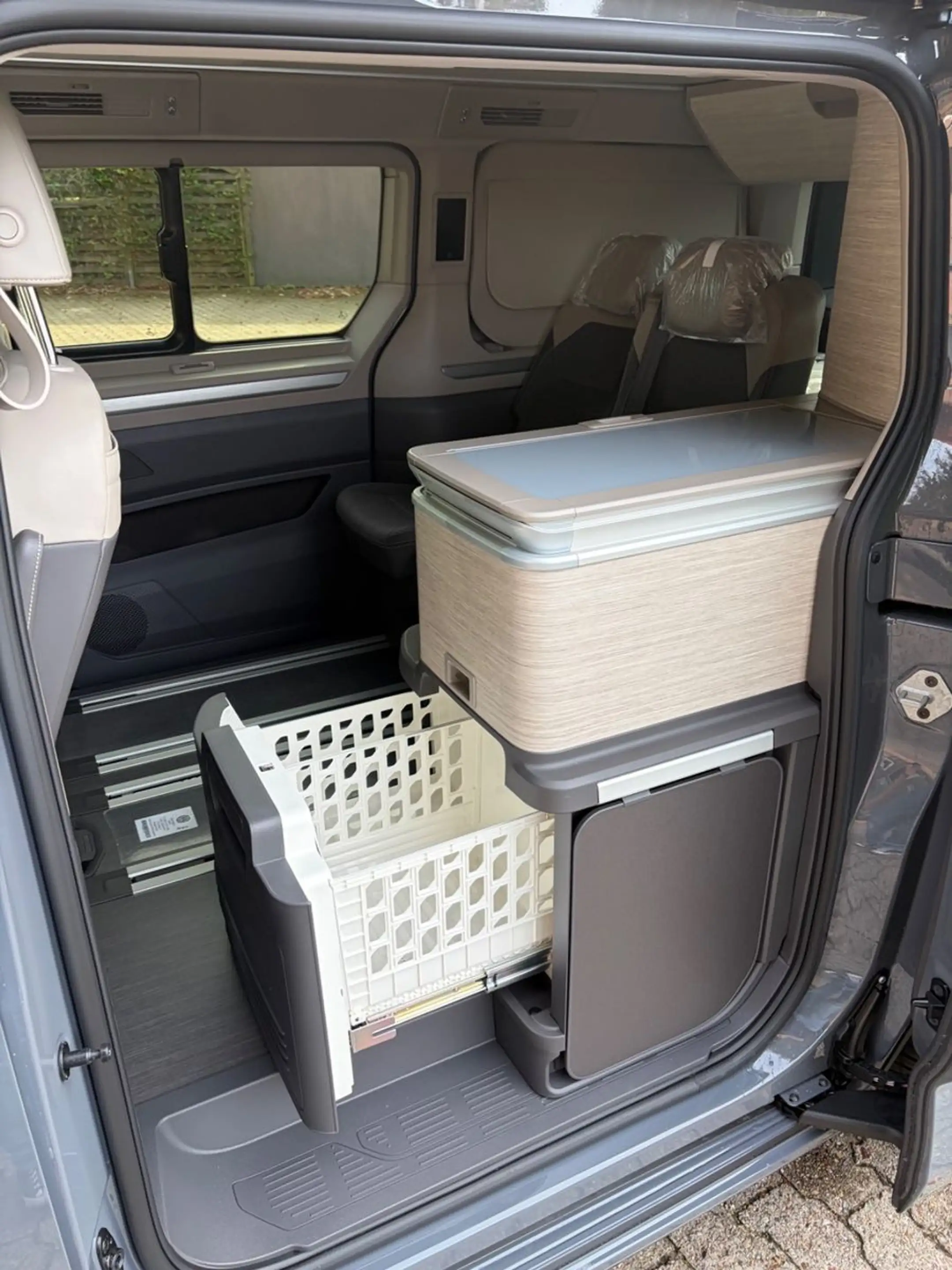Volkswagen T7 California 1,5 TSI eHybrid 4 M. IQ AHK Ocean — photo 14