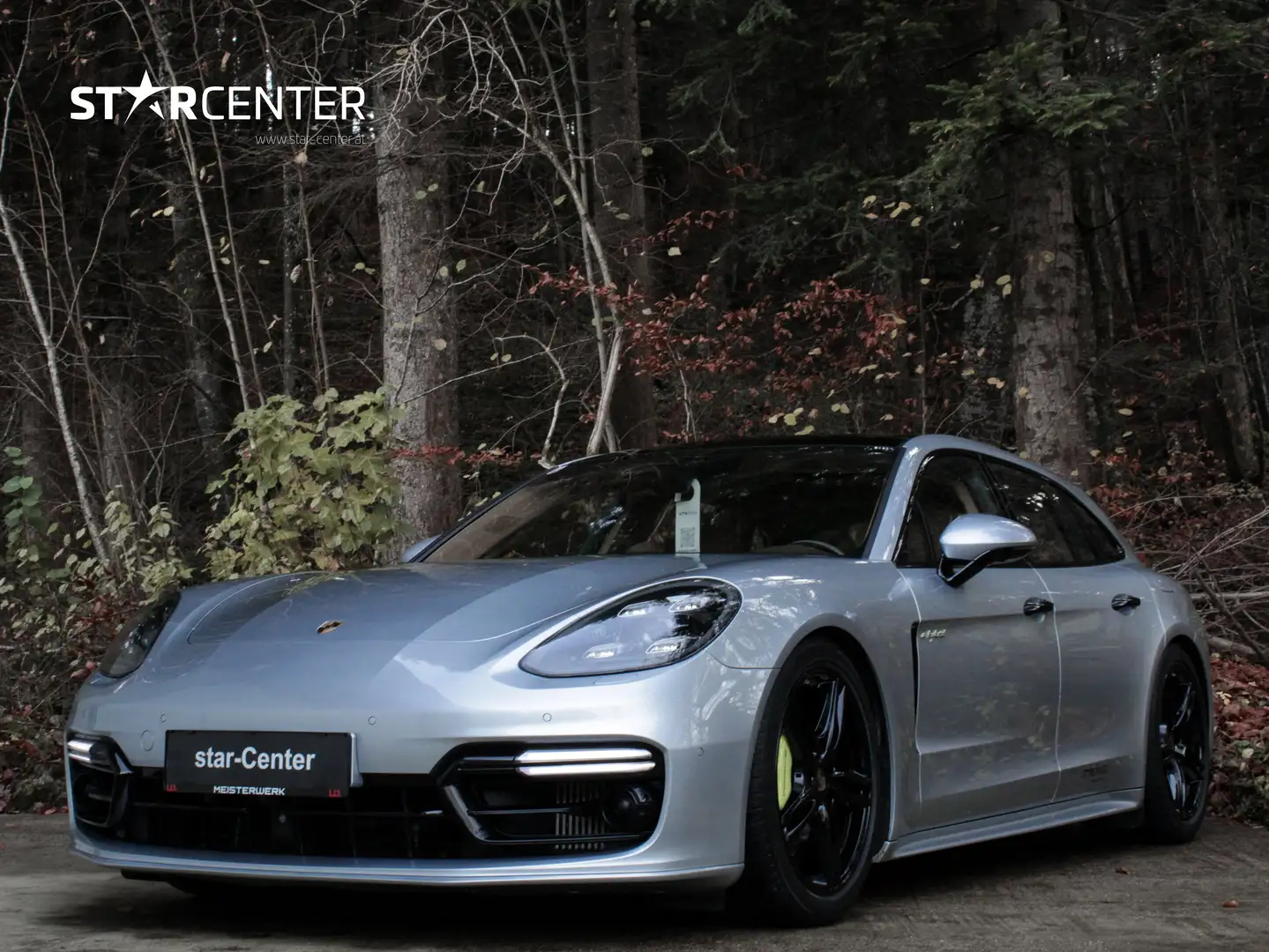 Porsche Panamera 4 e-Hybrid Sport Turismo *Porsche-Approved* Silber - 1