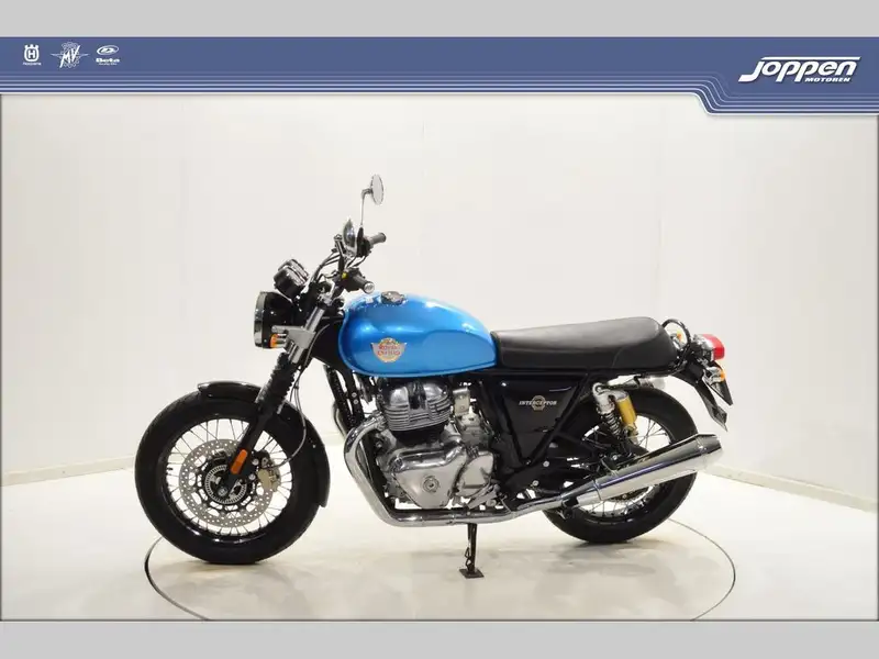 Royal Enfield Interceptor - foto 4