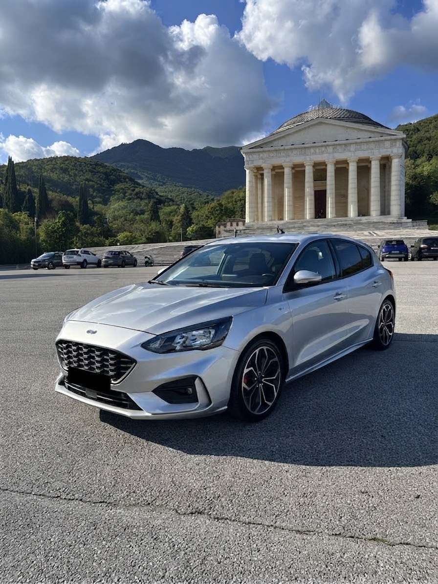 2020 Ford FOCUS