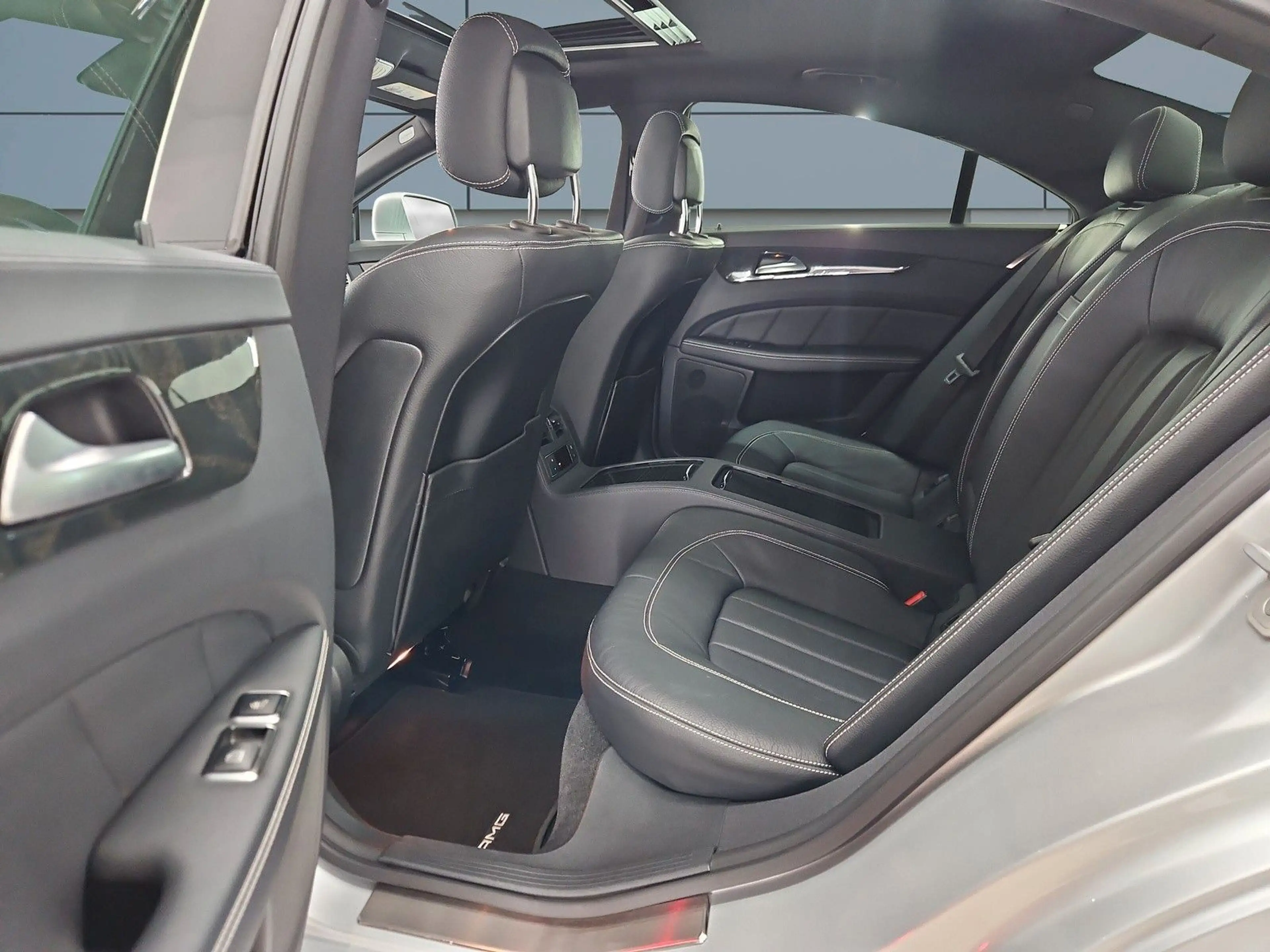 Mercedes-Benz CLS 400 *ACC*S-DACH* — photo 8