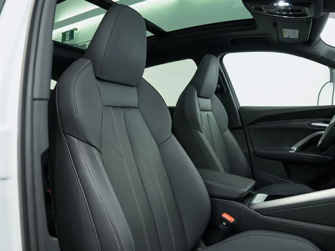 Audi Q5 снимка Audi Q5