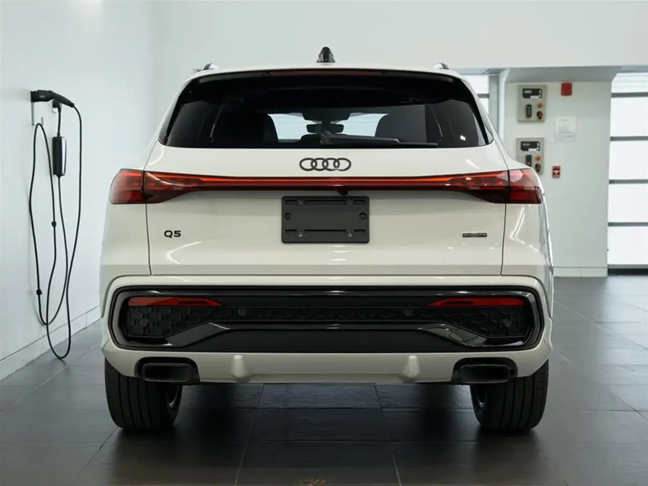 Audi Q5 снимка Audi Q5