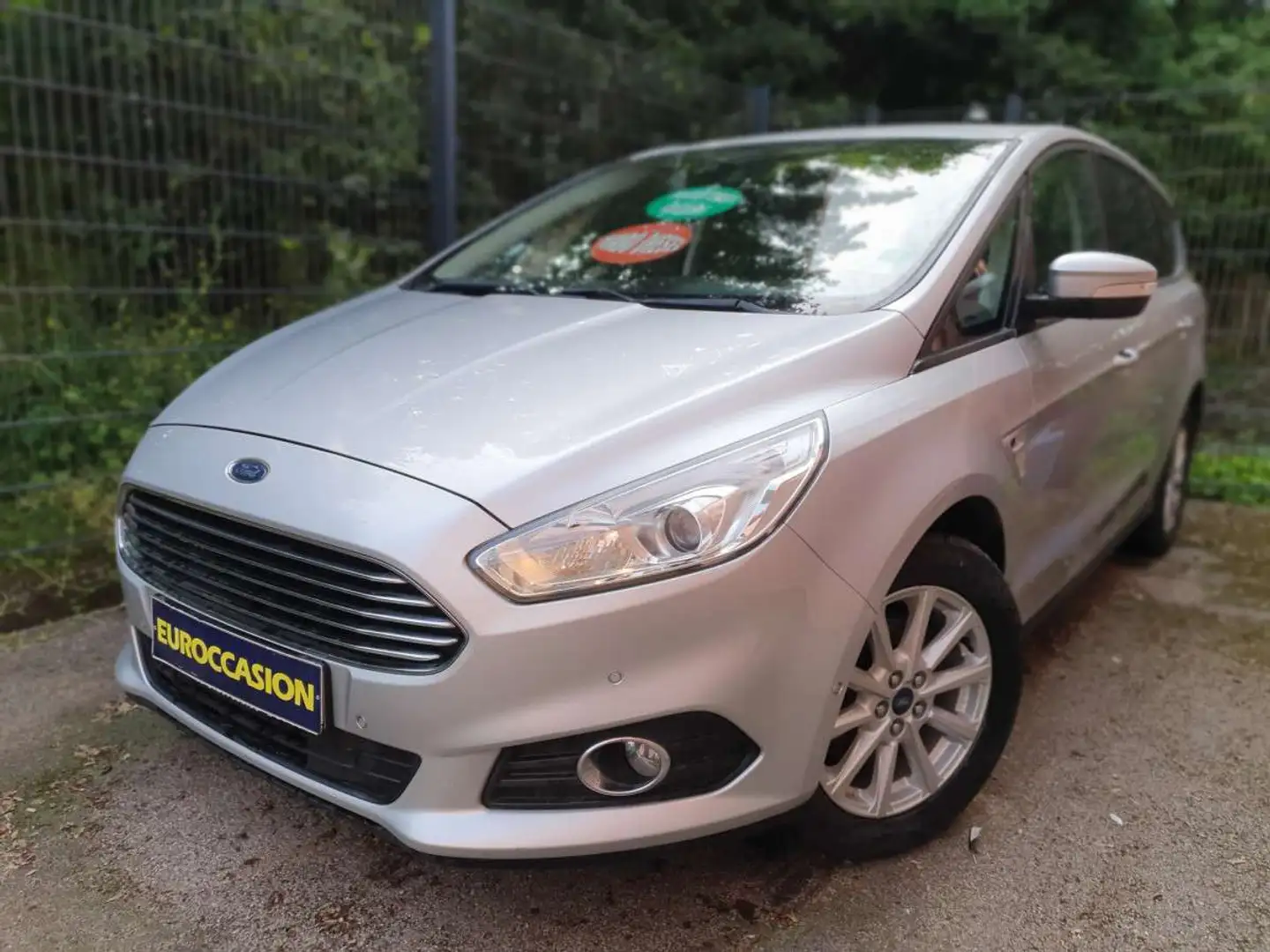 Ford S-Max TDCi 150 BUSINESS 7 PLACES Gris - 1