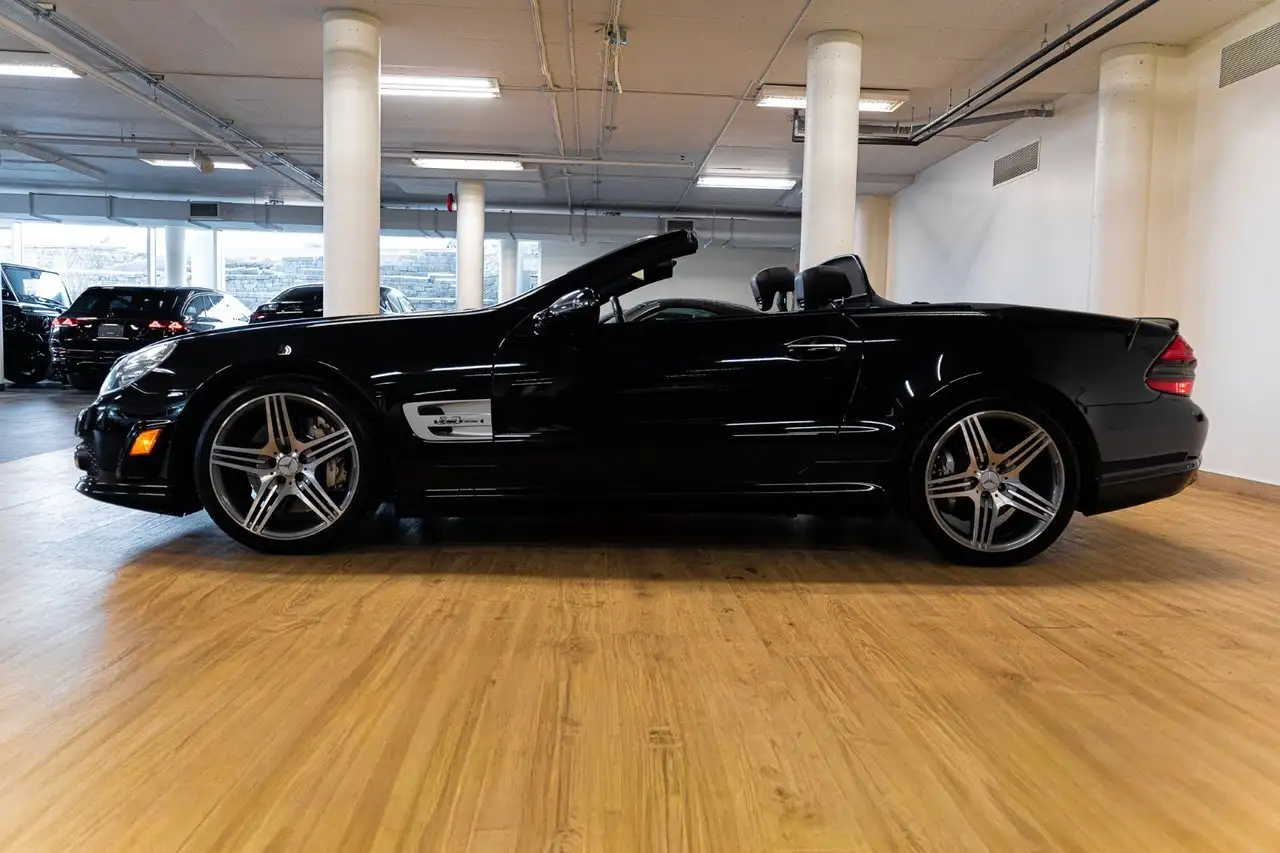 Mercedes-Benz SL снимка Mercedes-Benz SL