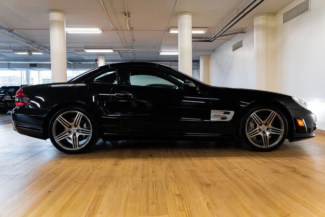 Mercedes-Benz SL снимка Mercedes-Benz SL