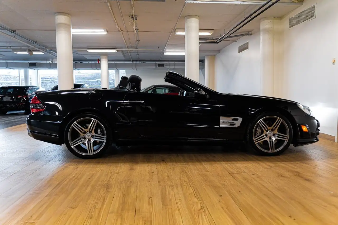 Mercedes-Benz SL снимка Mercedes-Benz SL