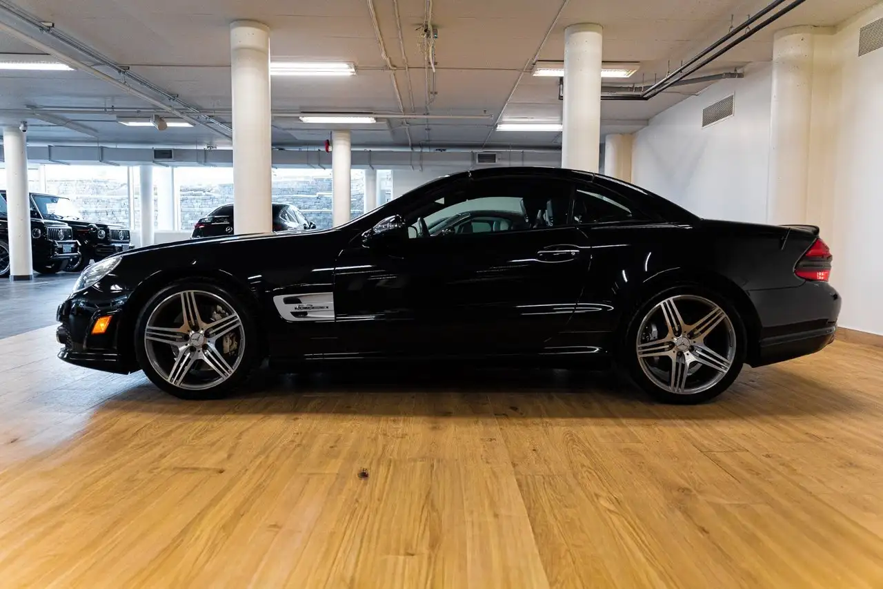 Mercedes-Benz SL снимка Mercedes-Benz SL