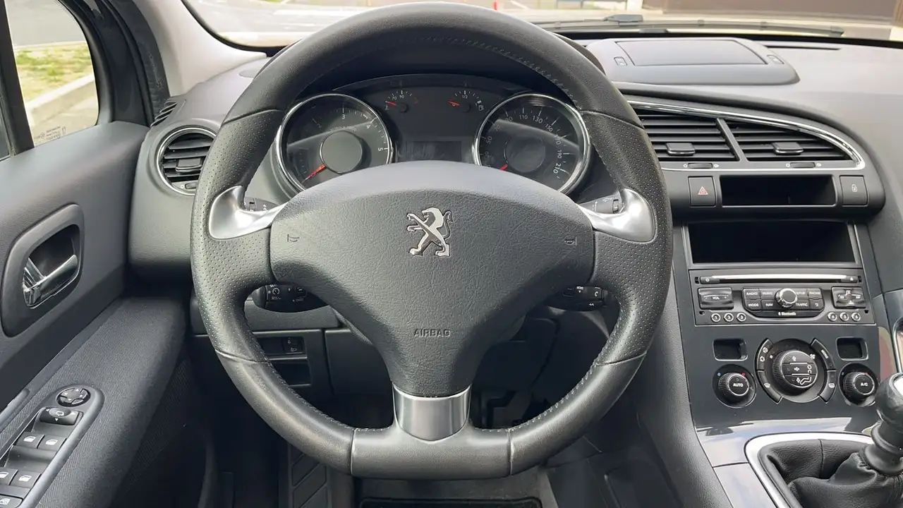 Peugeot 3008 3008 — photo 24