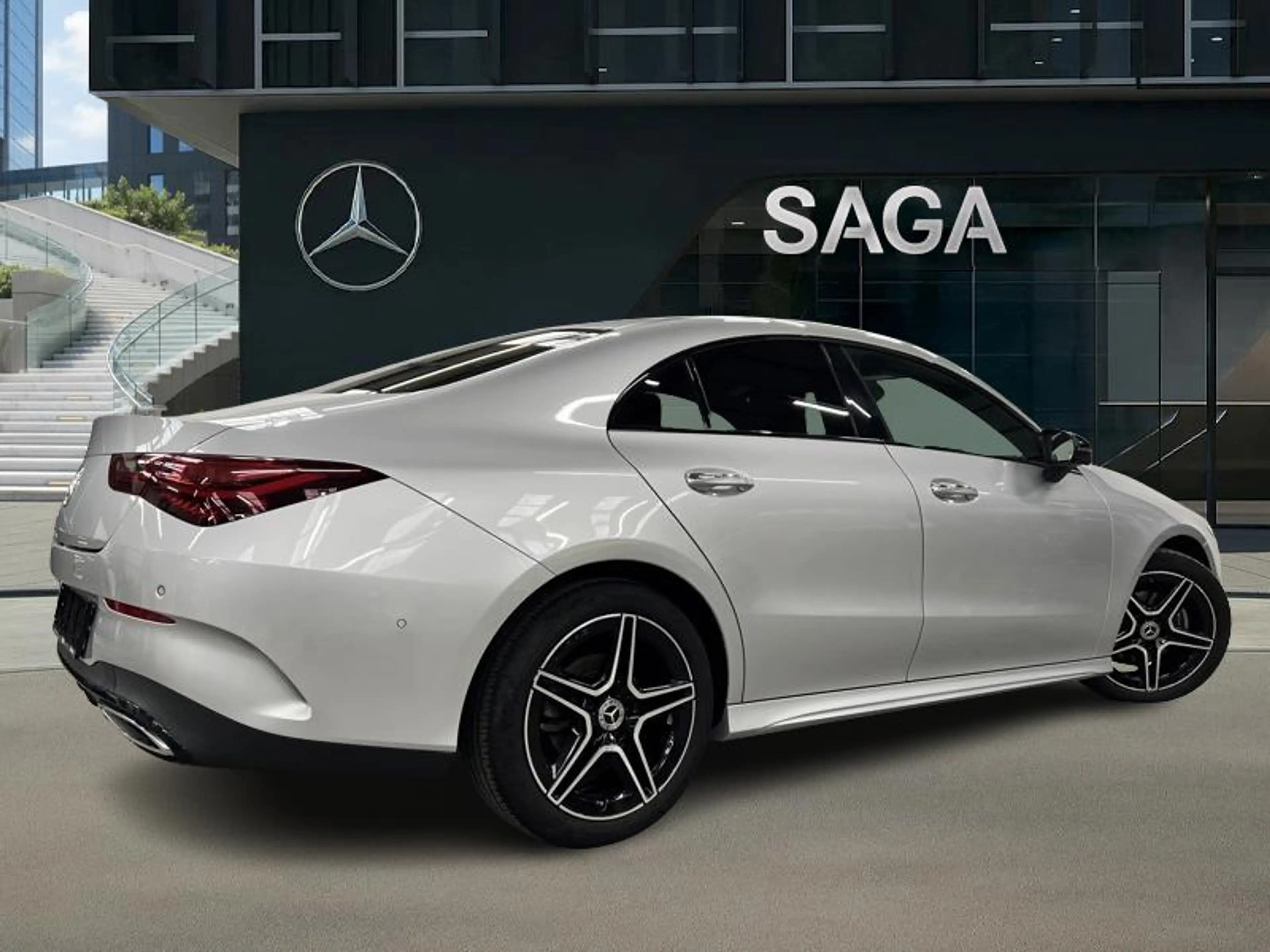 Mercedes-Benz CLA 180 d Coupé AMG Pack Night Pano — photo 2