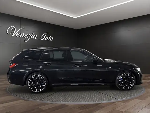 BMW 3 Series view 12