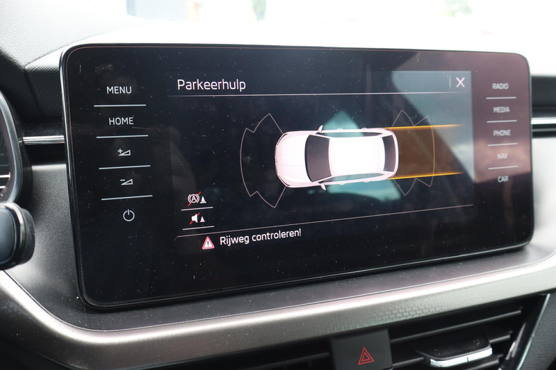 Skoda Scala 1.0 TSI Business Edition | Navigatie | Stoelverwar — photo 9