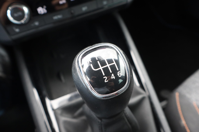 Skoda Scala 1.0 TSI Business Edition | Navigatie | Stoelverwar — photo 20