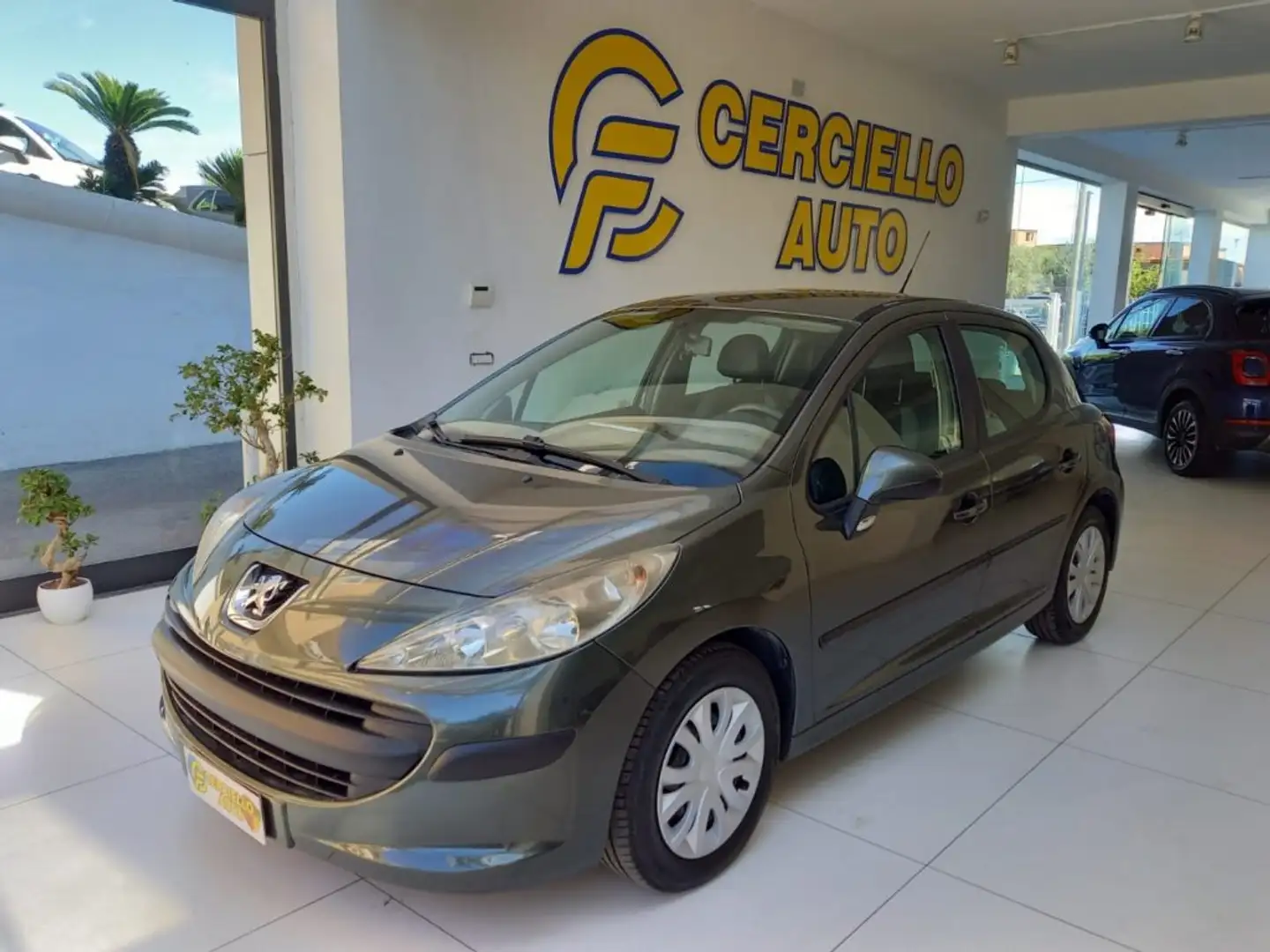 Peugeot 207 1.4 HDi 70CV 5p. X Line Grigio - 2