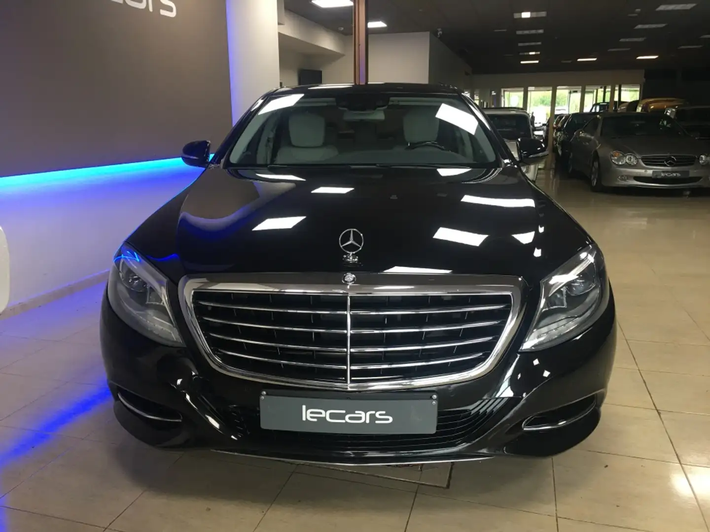 Mercedes-Benz S 350 BT Aut. Negro - 2