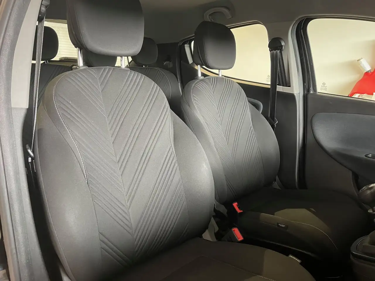 Lancia Ypsilon 2022 — фото 12