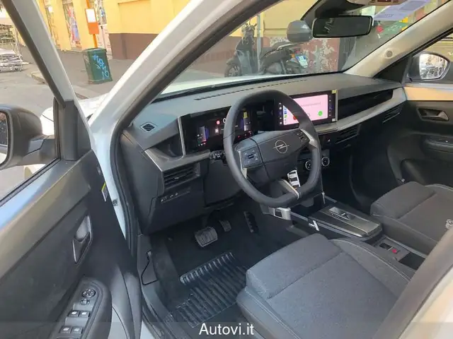 Opel Frontera view 15