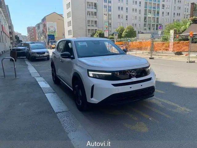 Opel Frontera view 3