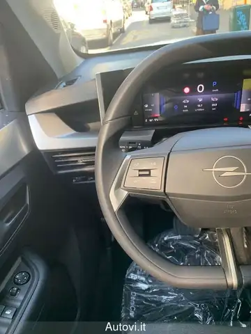 Opel Frontera view 13