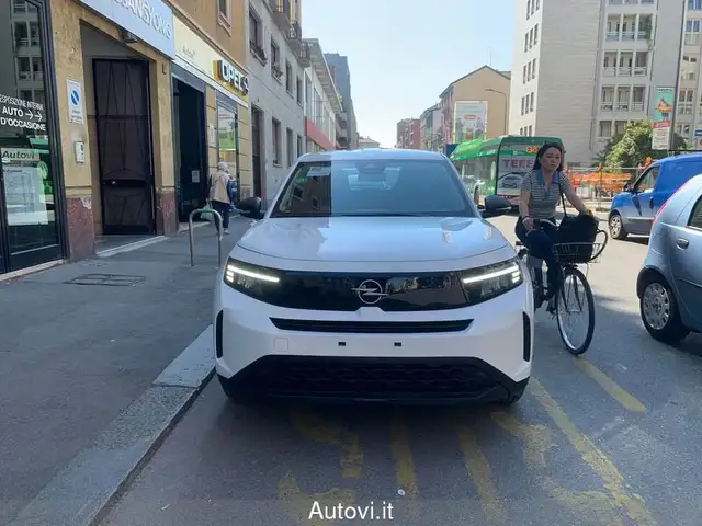 Opel Frontera view 2