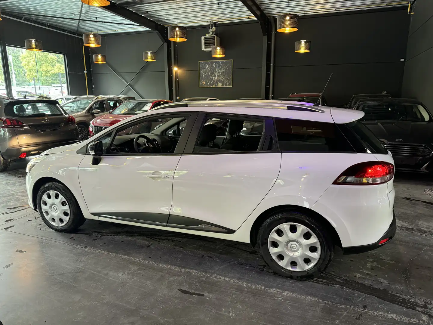 Renault Clio BREAK 1.2i - PRETE A IMMA - A/C-MEDIA/TEL-LIM/REG Blanc - 2