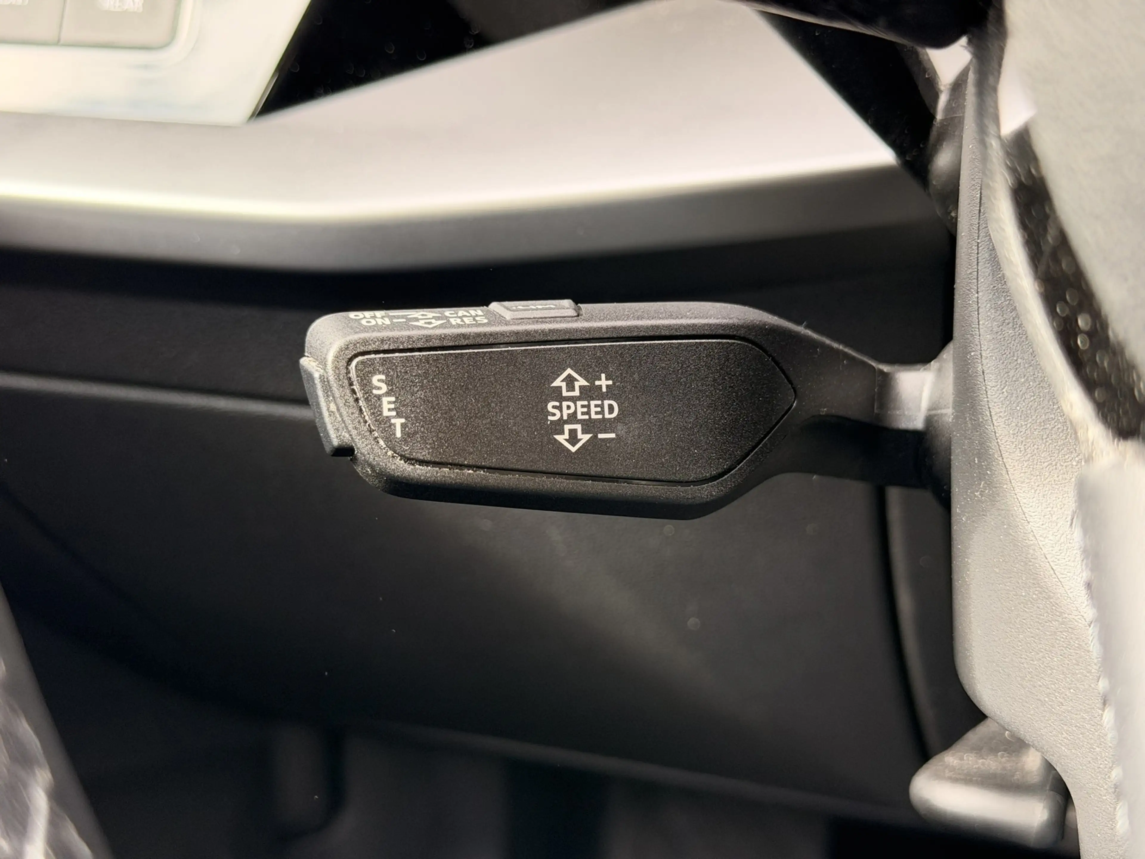 Audi A3 Sportback 35 TFSI S-Tronic 19'' Trekhaak CarPlay L — photo 18