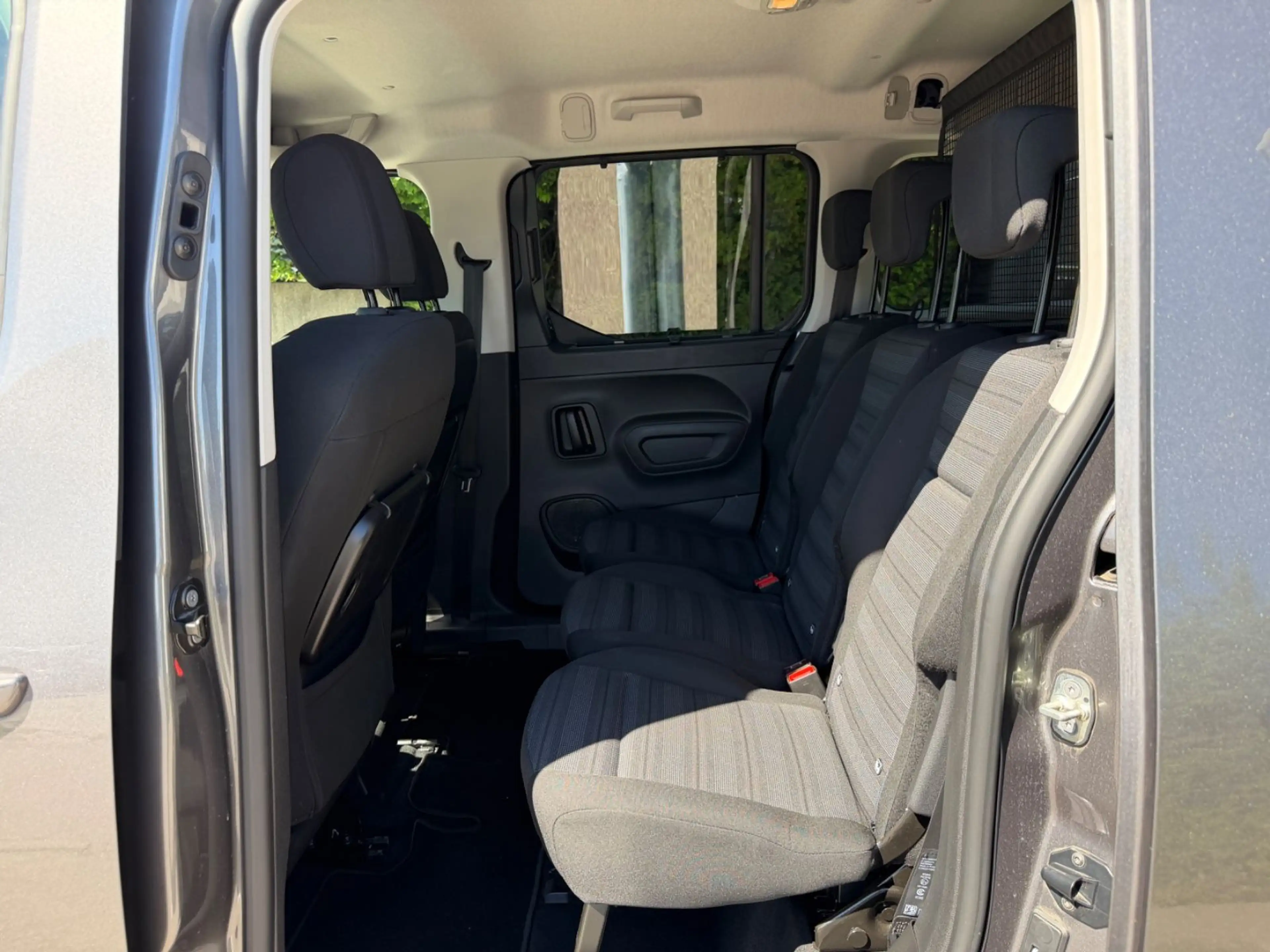 Opel Combo Life E NAVI/SHZ/7Sitzer/XL 1.Hd — photo 7