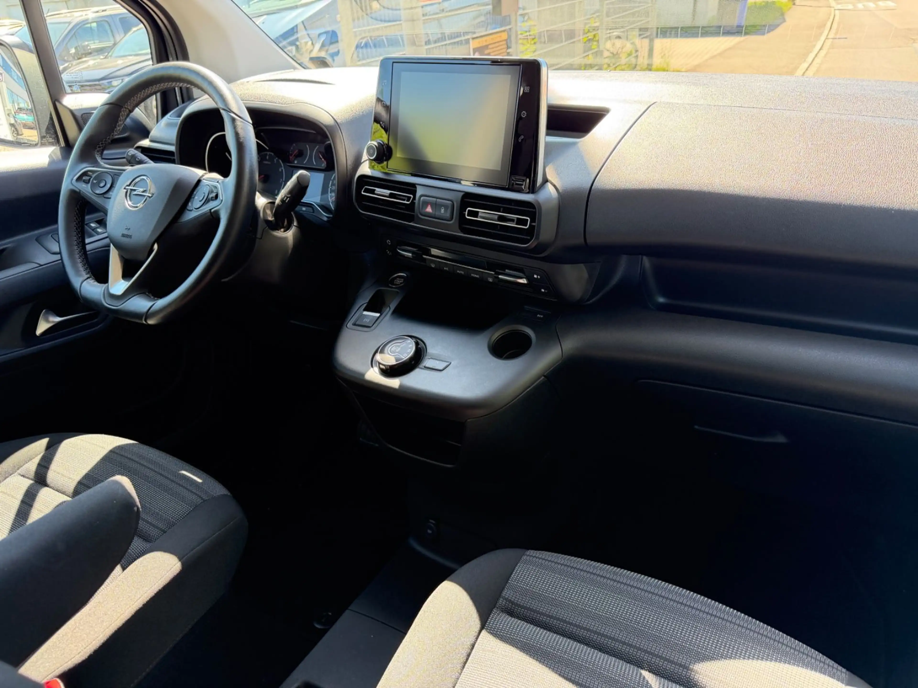 Opel Combo Life E NAVI/SHZ/7Sitzer/XL 1.Hd — photo 10