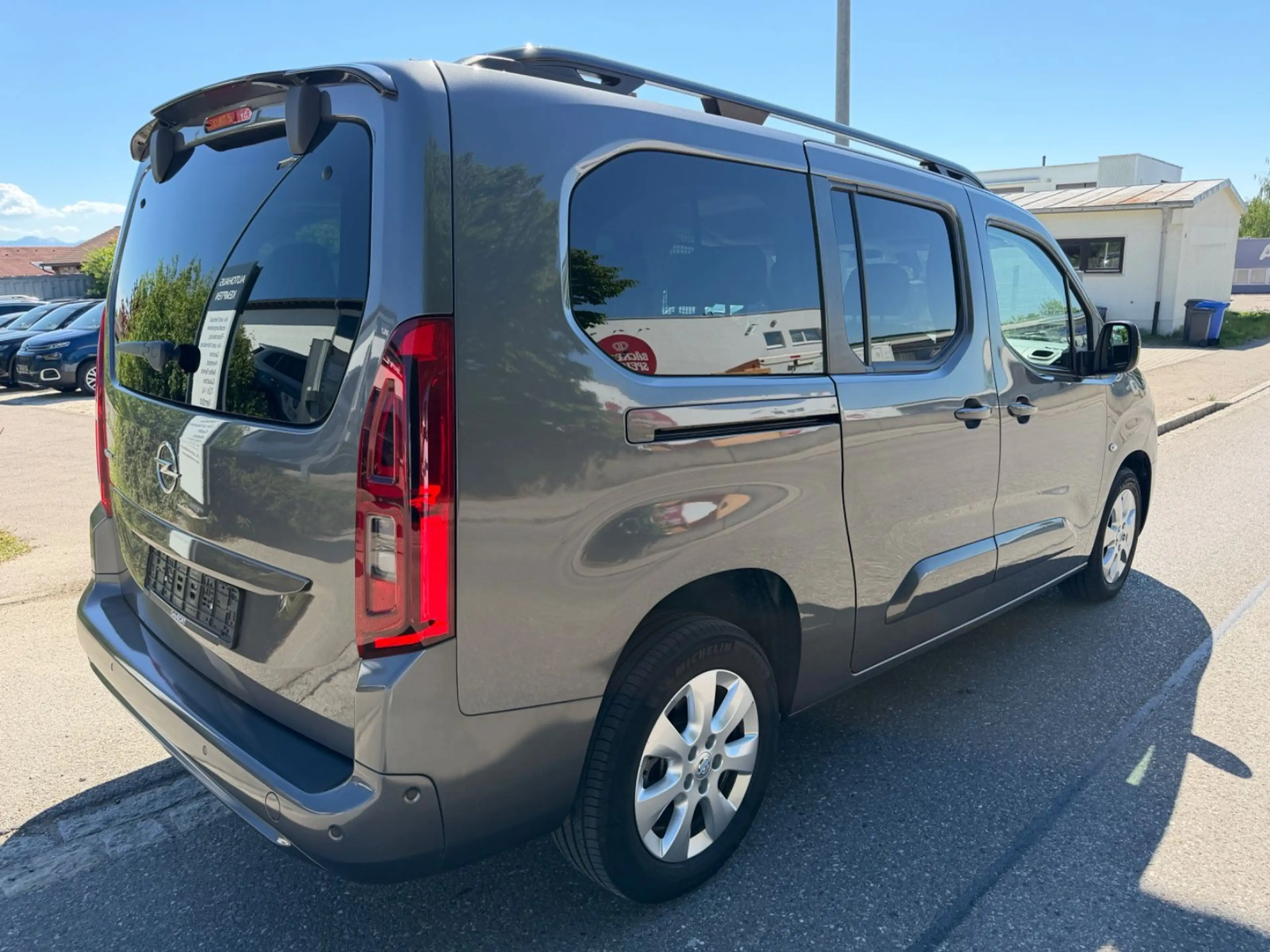 Opel Combo Life E NAVI/SHZ/7Sitzer/XL 1.Hd — photo 3