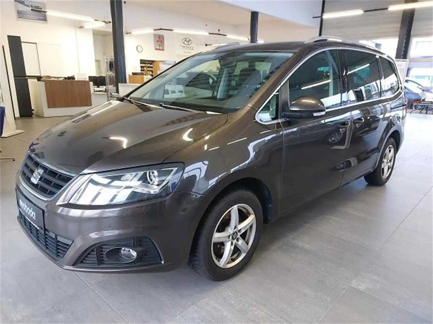 SEAT Alhambra Business 2,0 TDI CR Braun - 1