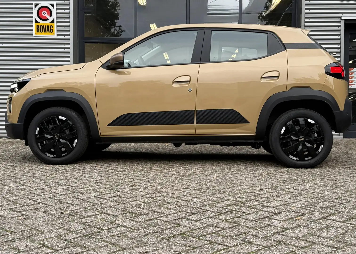 Dacia Spring Extreme 65 26.8 kWh l Snel Laden l Parkeersensoren Marrone - 2