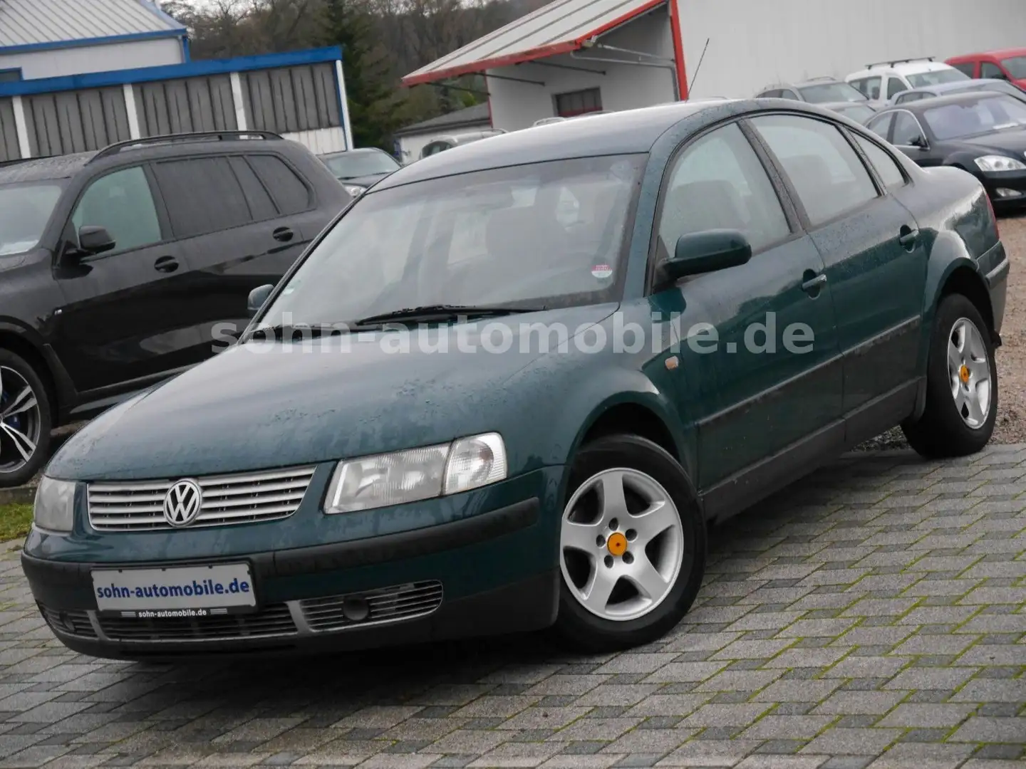 Volkswagen Passat 1.8  Comfortline Automatik/Klima Зелений - 1