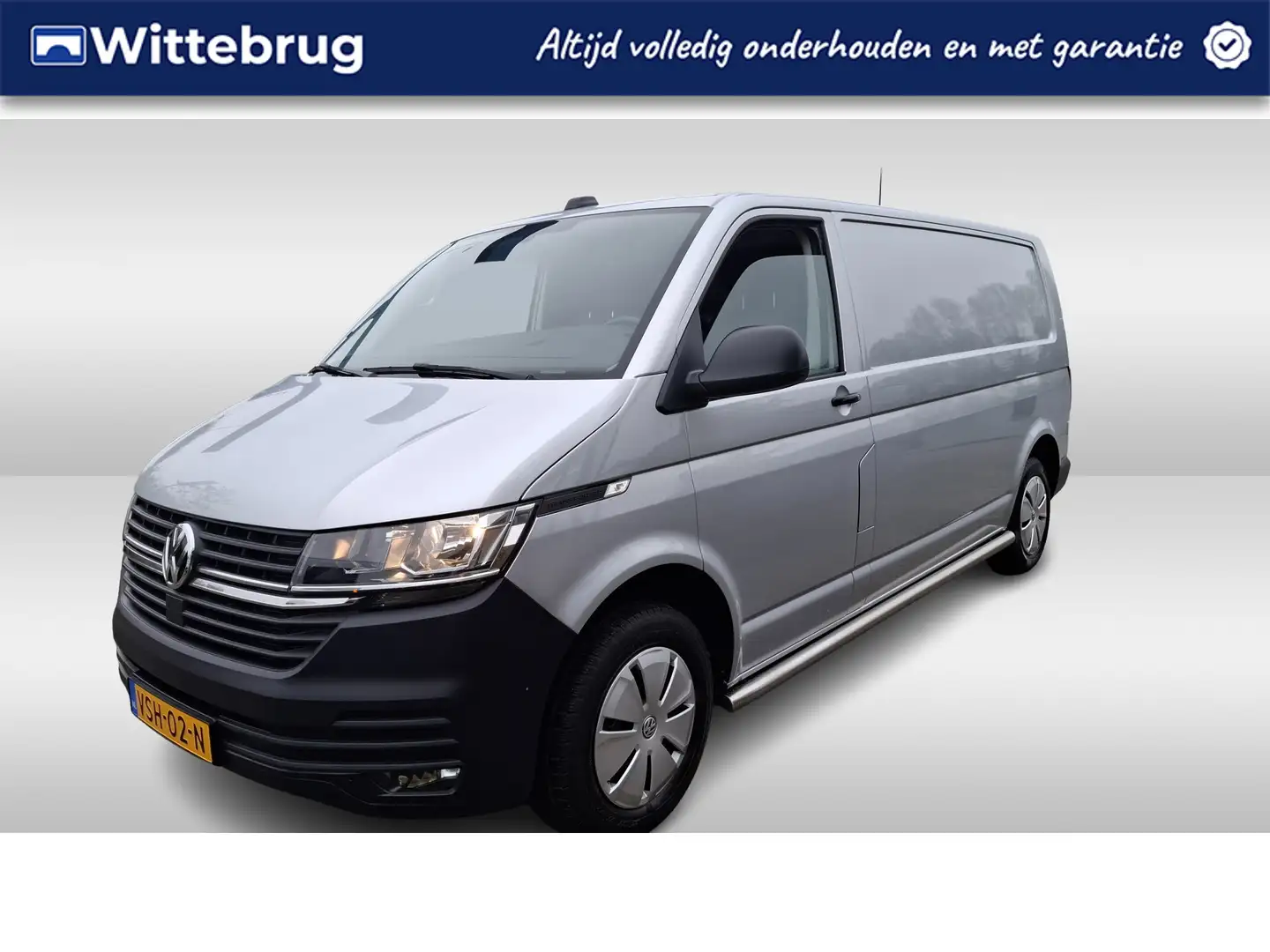Volkswagen T6.1 Transporter 6.1 - 2.0 TDI L2H1 28 Comfortline Trekhaak / PDC / Grijs - 1