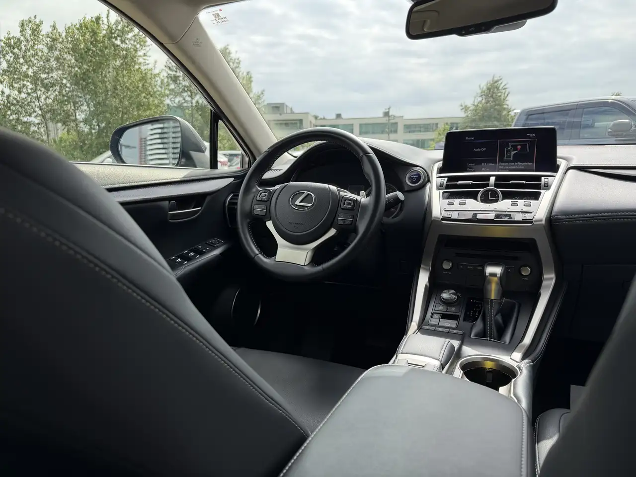Lexus NX снимка Lexus NX