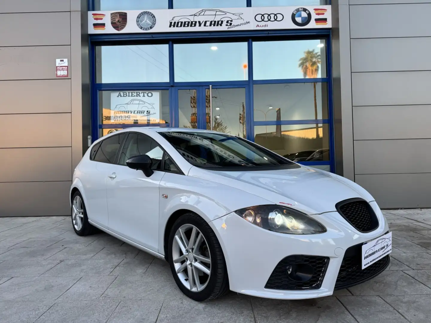 SEAT Leon 2.0TDI CR FR Blanc - 2