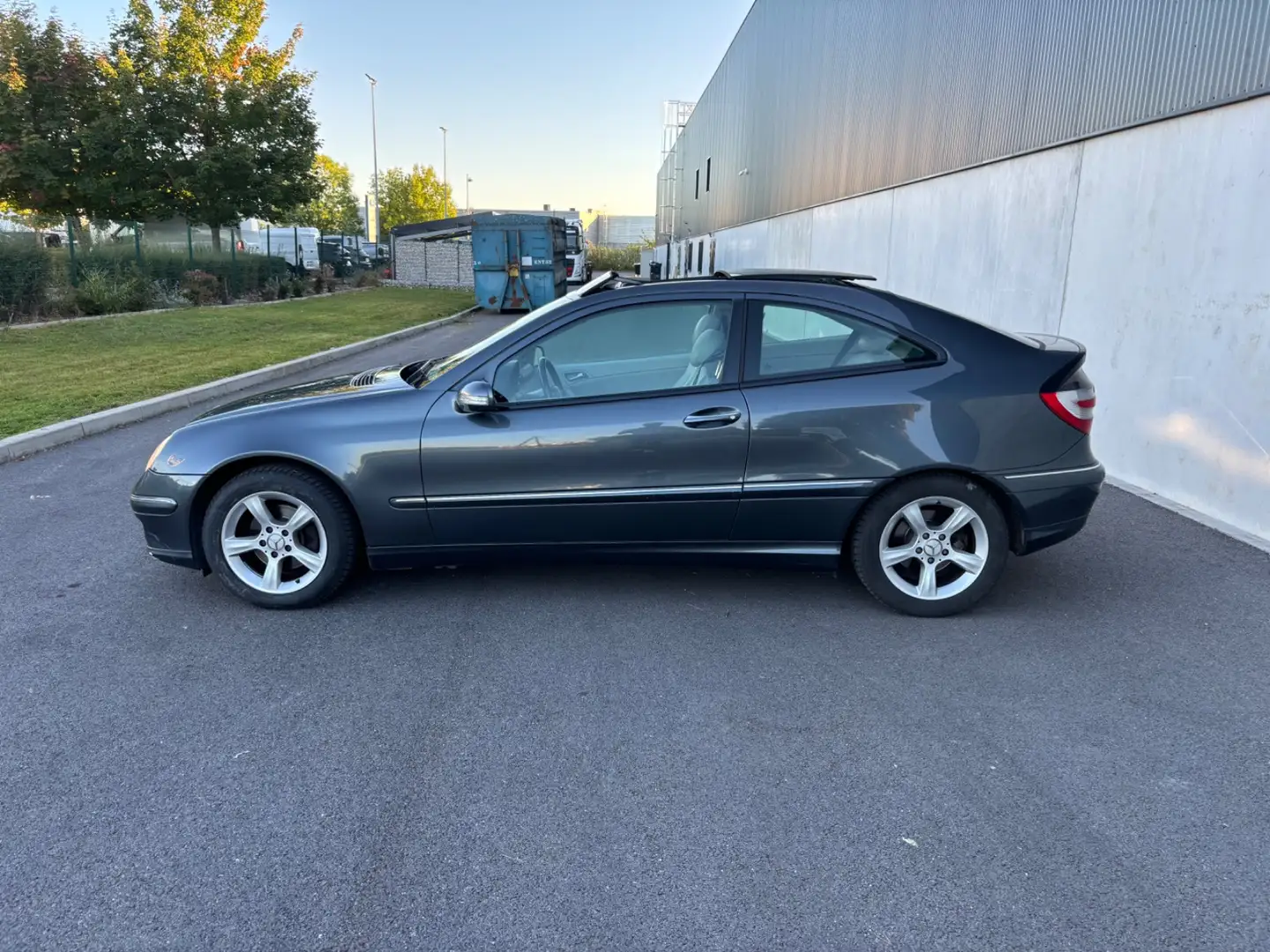 Mercedes-Benz Sport Edition A Grau - 2