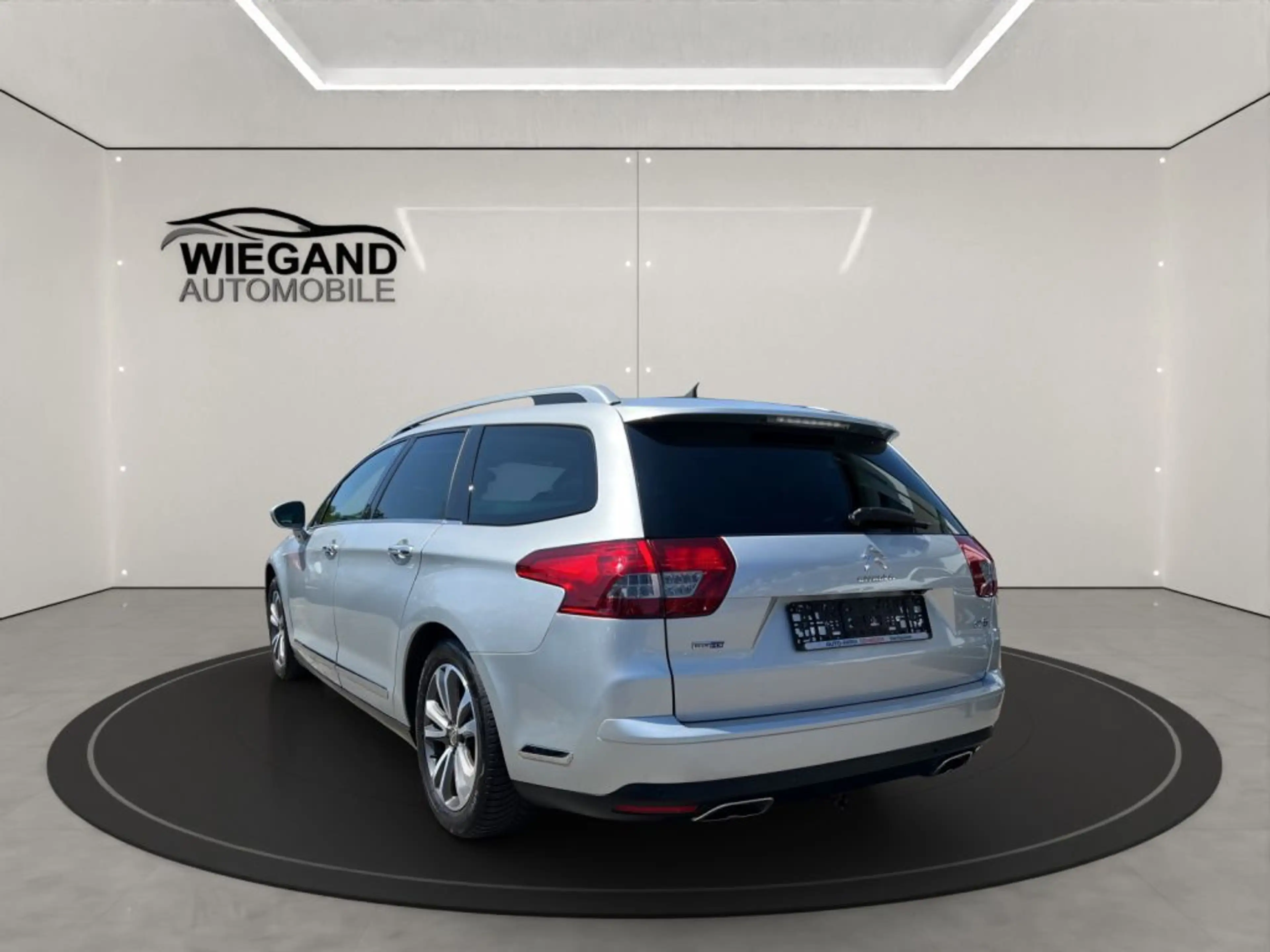 Citroen C5 Tourer BlueHDi 180 Exclusiv+MASSAGE+MEMORY+PA — photo 2