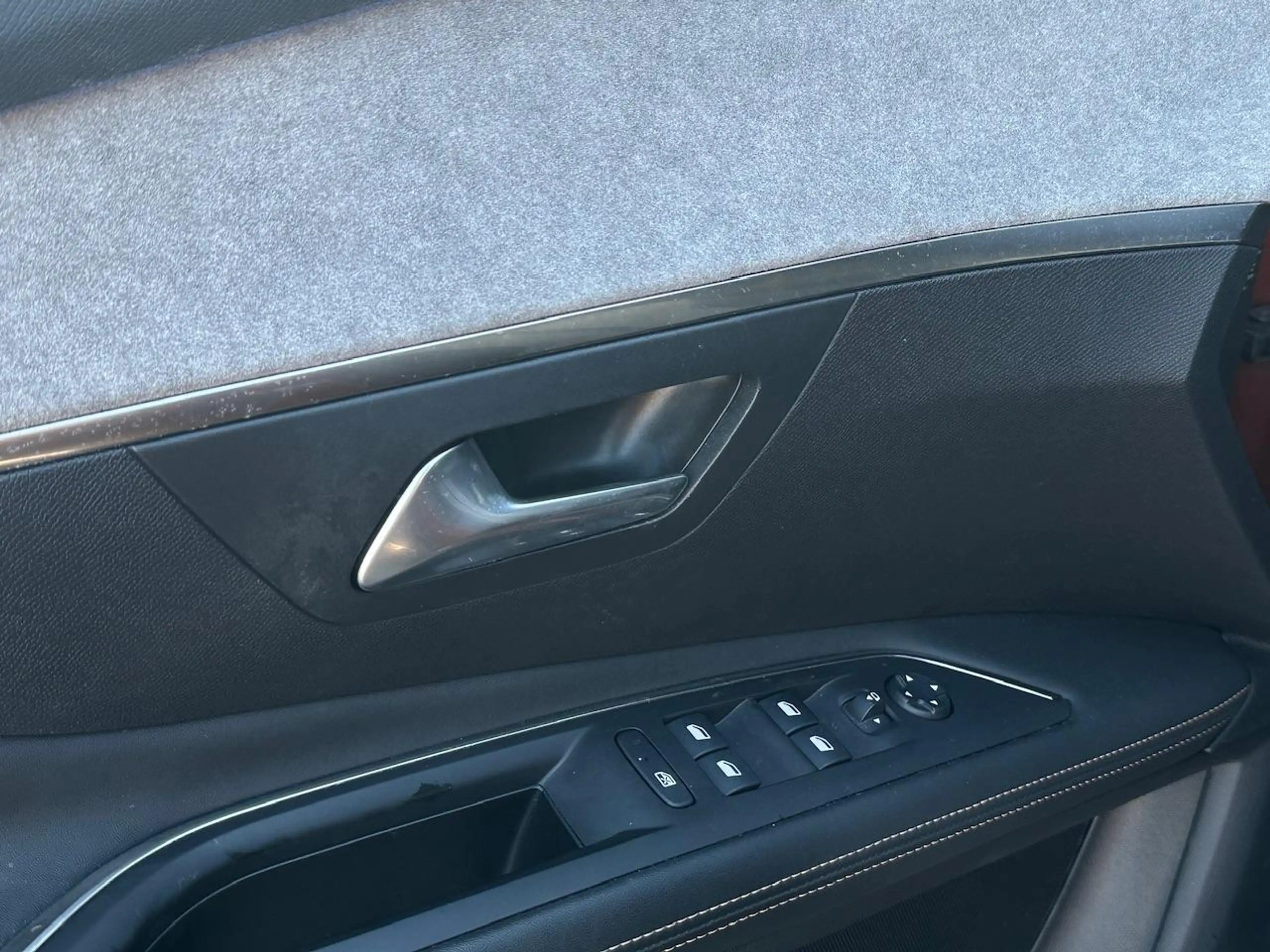 Peugeot 3008 HYbrid4 300pk e-EAT Première I Trekhaak 1250KG I A — photo 26
