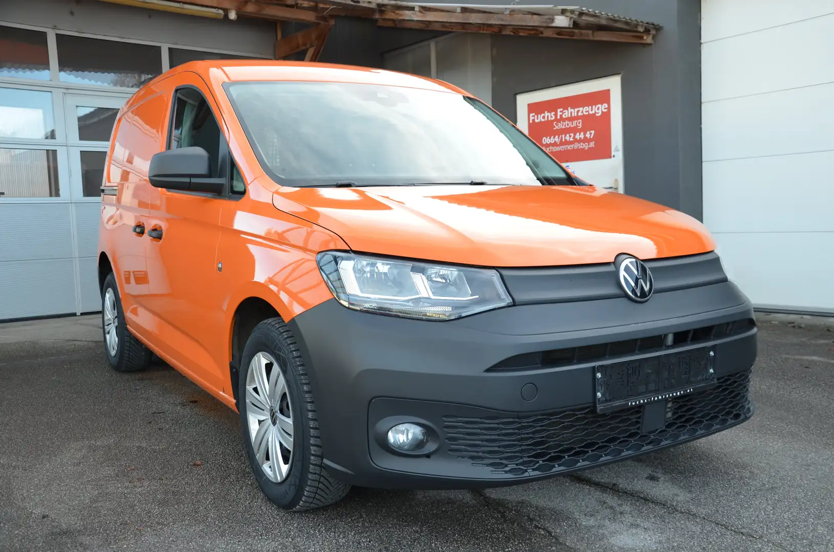 Volkswagen Caddy Cargo 2,0TDI "Anhängevorrichtung, Service neu" Orange - 1