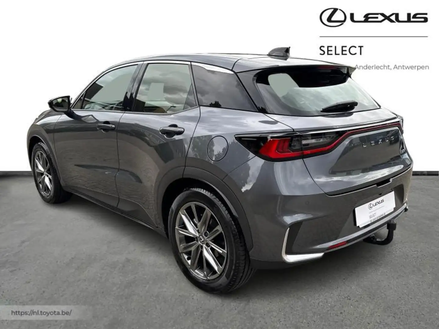 Lexus LBX Relax + Tow Bar Fekete - 2