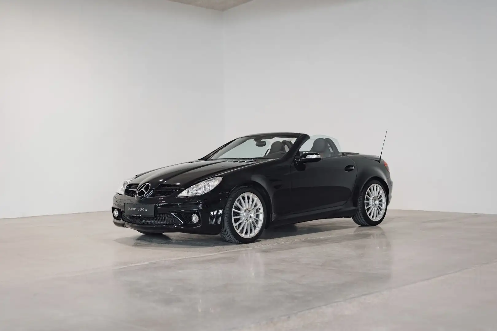 Mercedes-Benz SLK 55 AMG Noir - 2