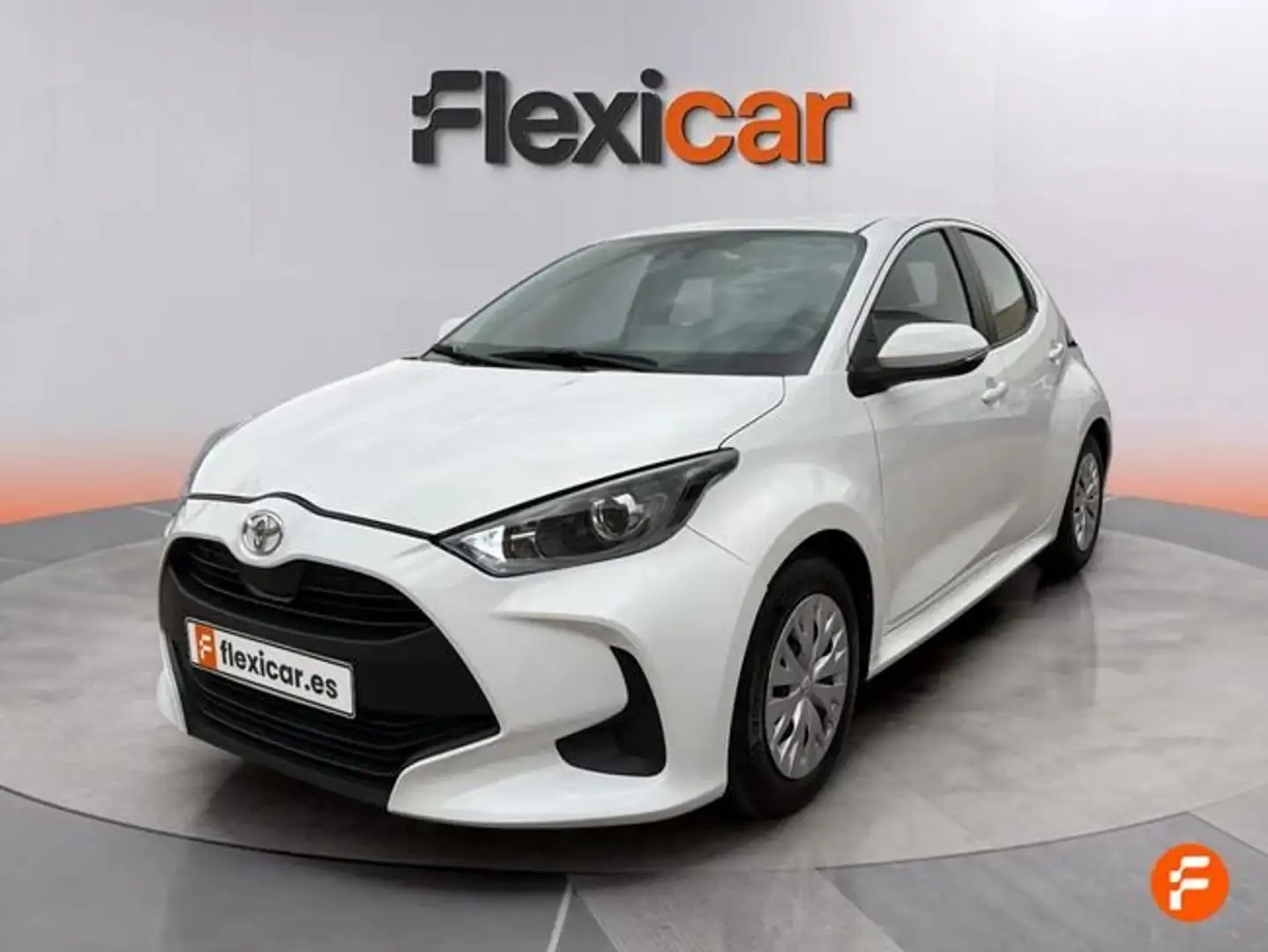 Toyota Yaris 1.0 Active Blanco - 2