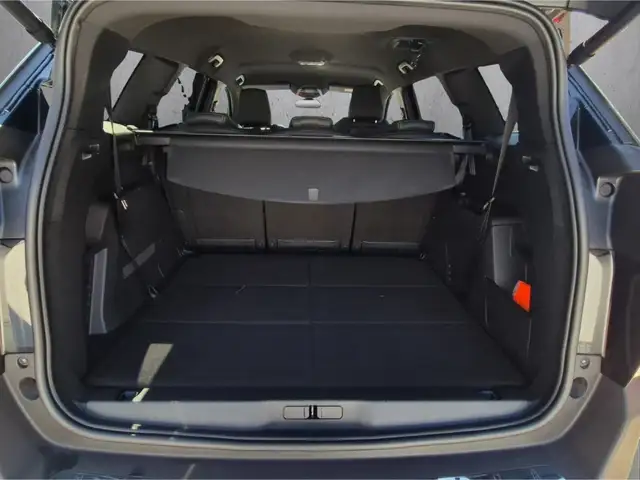Peugeot 5008 view 7