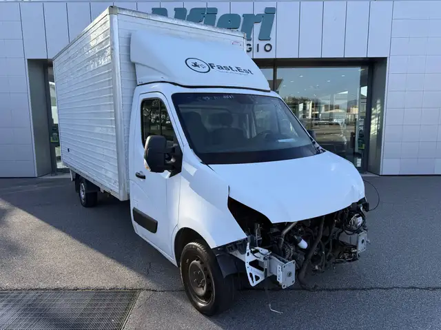 Nissan NV400 35 2.3dCi 130CV Container 4040x2050x2140 kg 1050